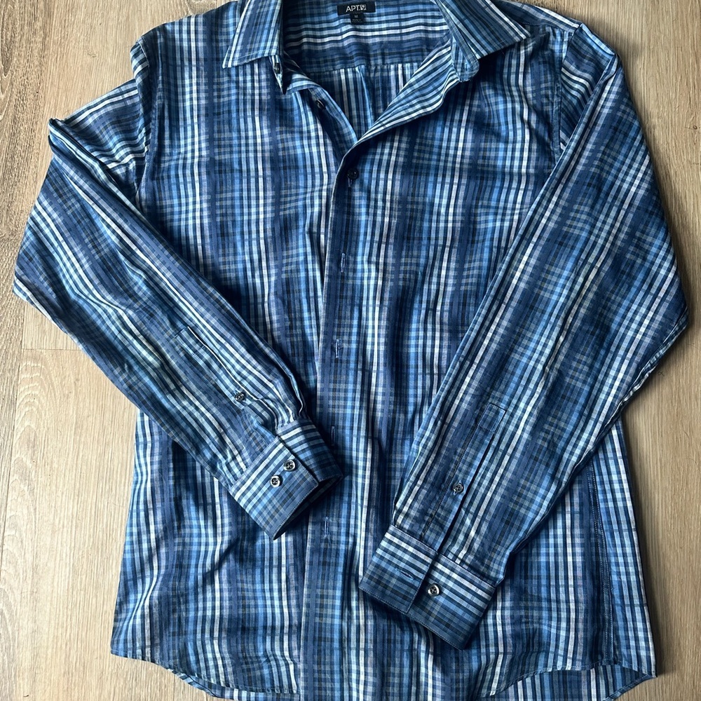 Apt. 9 Men's Navy and White Plaid Shirt